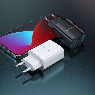 Borofone fali töltő BN1 Innovative - USB - 2,1A USB - Type C kábellel fehér