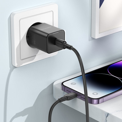 Borofone fali töltő BN13 Safety GaN - Type C - PD 30W Type C - Lightning kábellel fekete