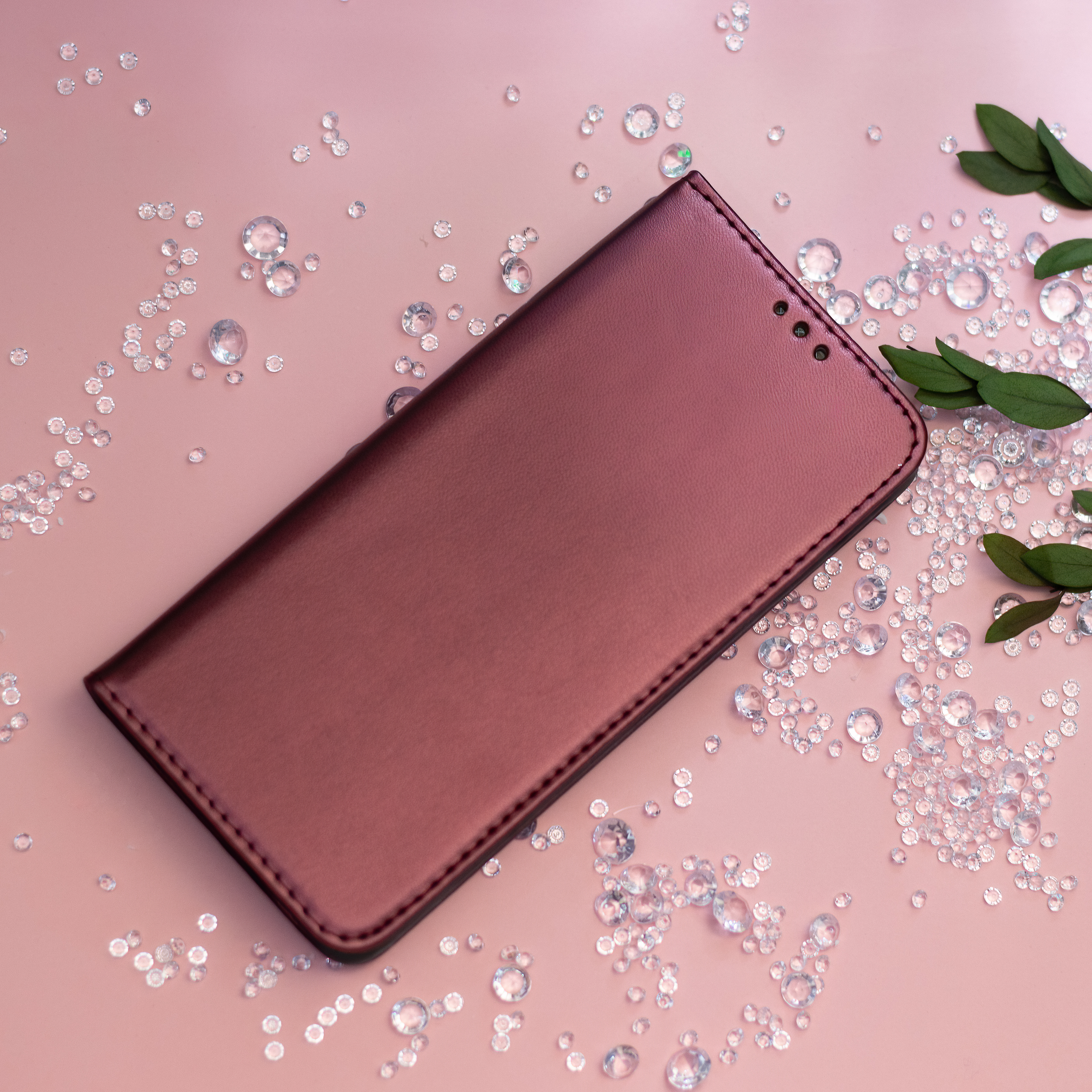 iPhone 16e burgundy mágneses könyvtok bőr hatású, SMART